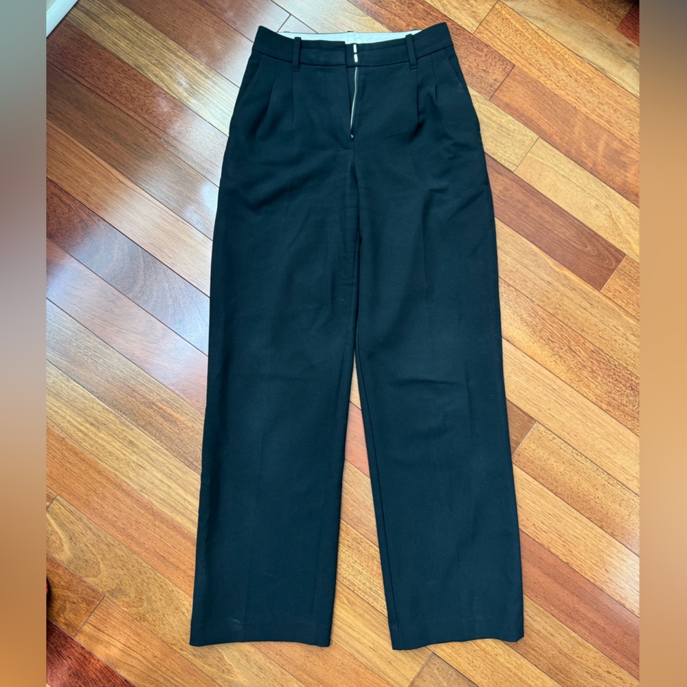 Aritzia Wilfred Effortless Pants high waist wide-leg crepe size 0 black 31” long